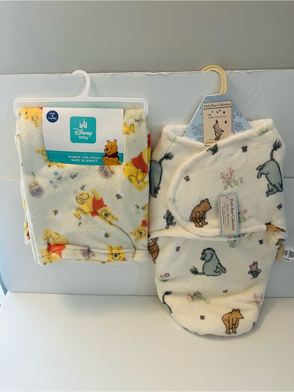 Disney Baby Winnie the Pooh Lot of 2 Blanket & Swaddle Honey Bees Flowers Piglet